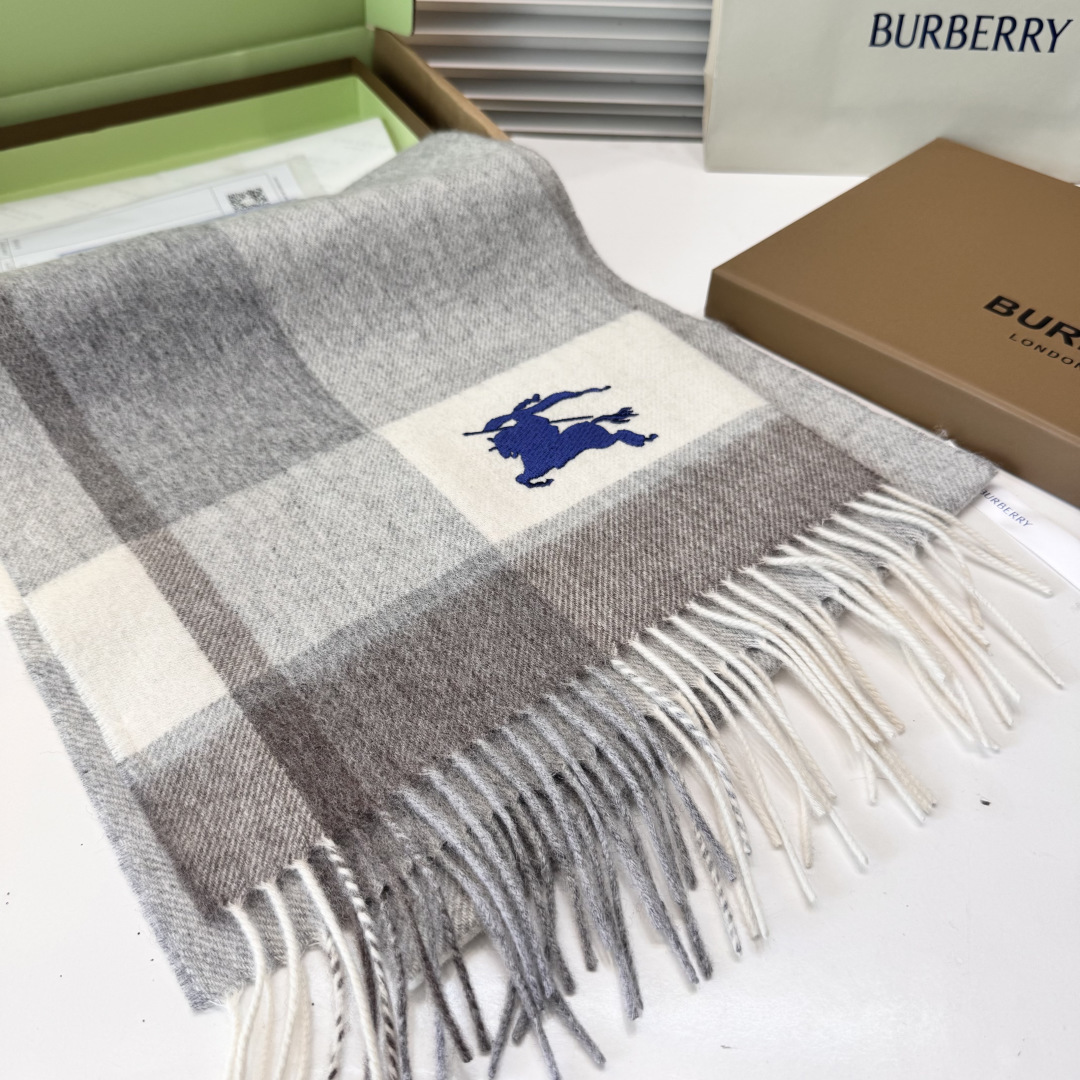 Burberry scarf