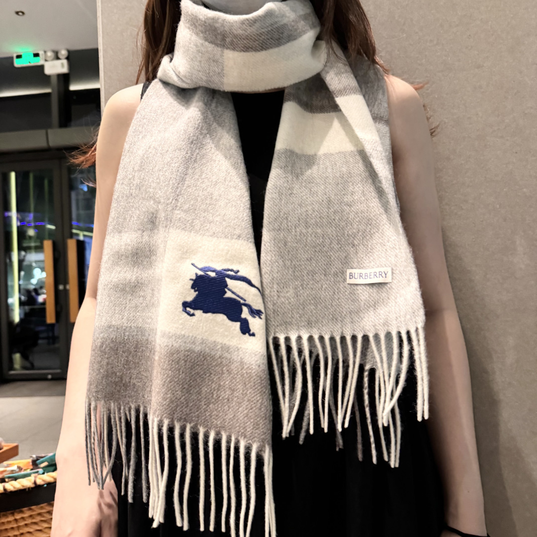 Burberry scarf