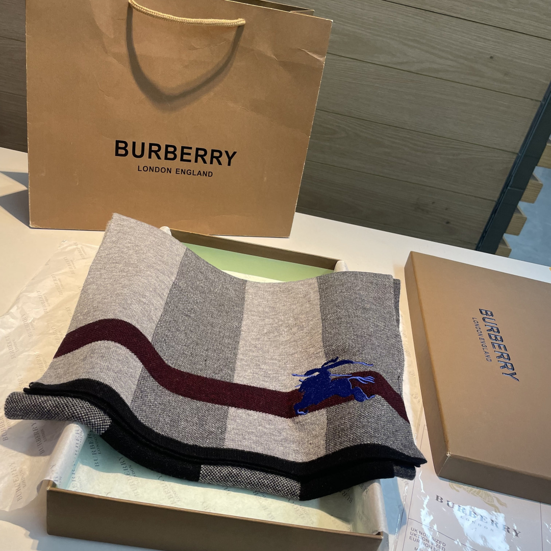 Burberry scarf