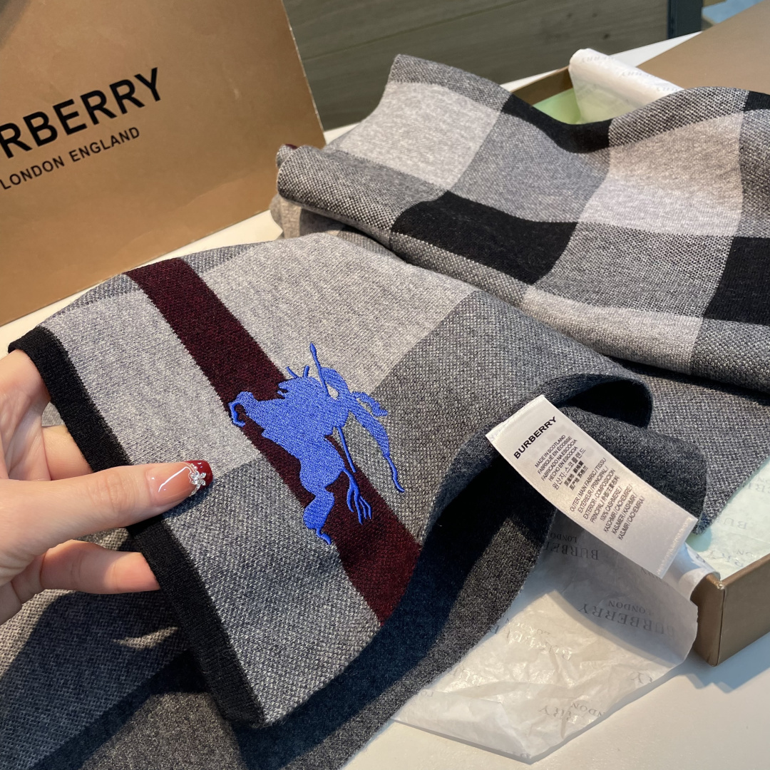 Burberry scarf