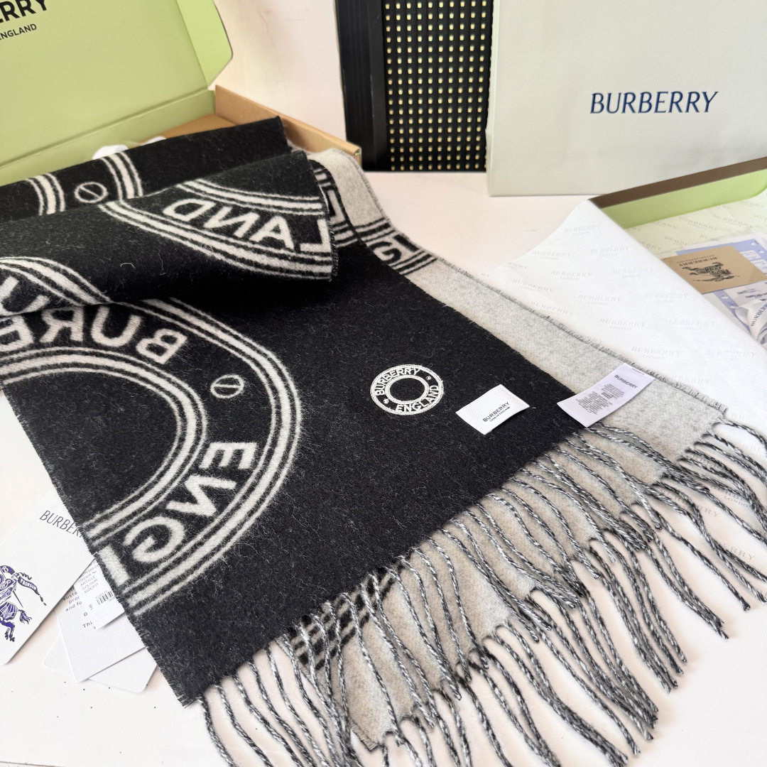 Burberry scarf