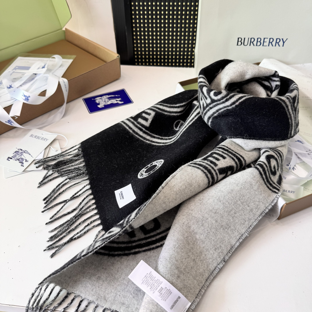 Burberry scarf