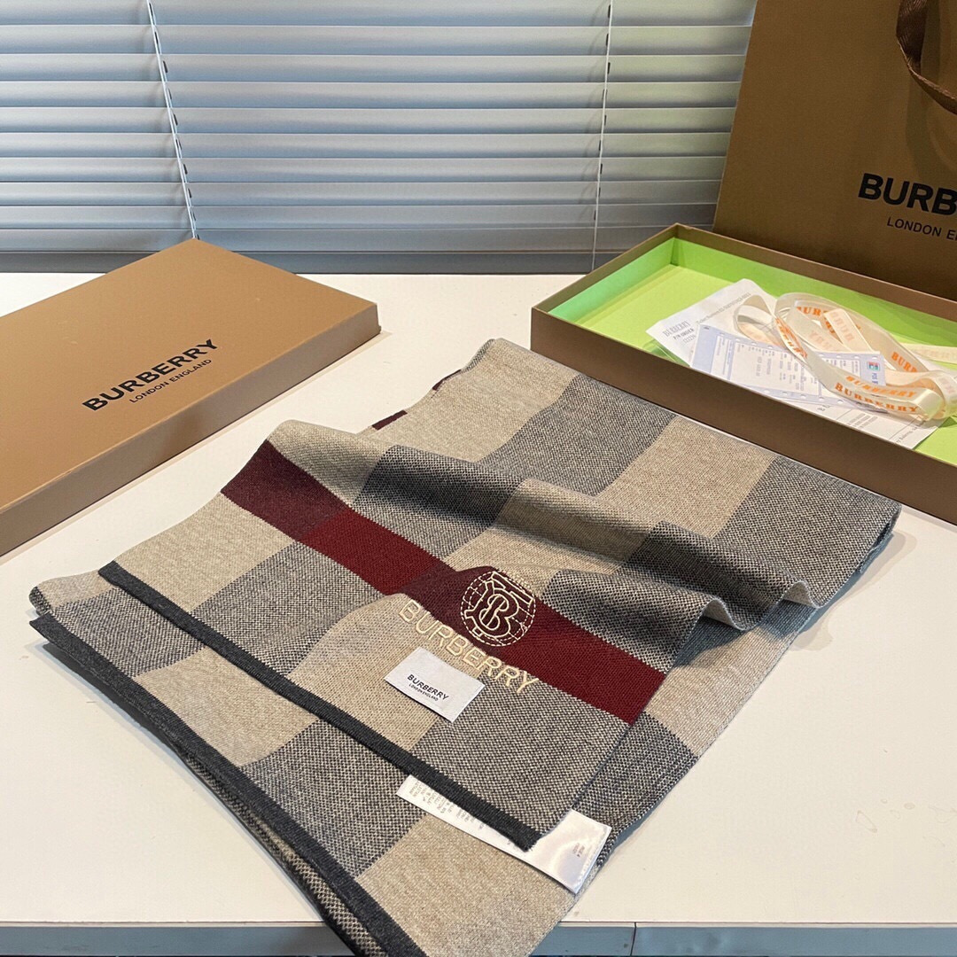 Burberry scarf