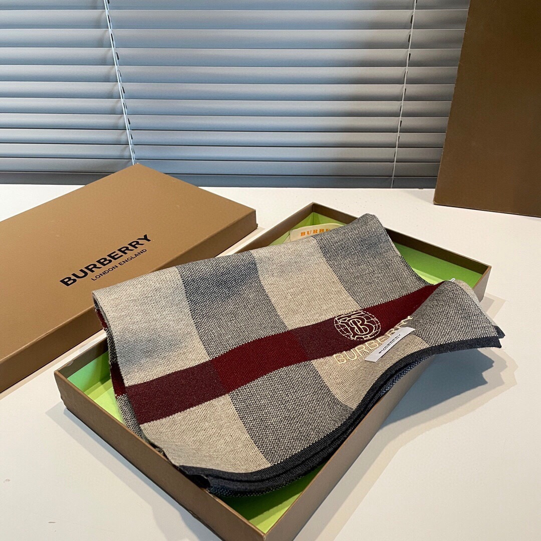 Burberry scarf
