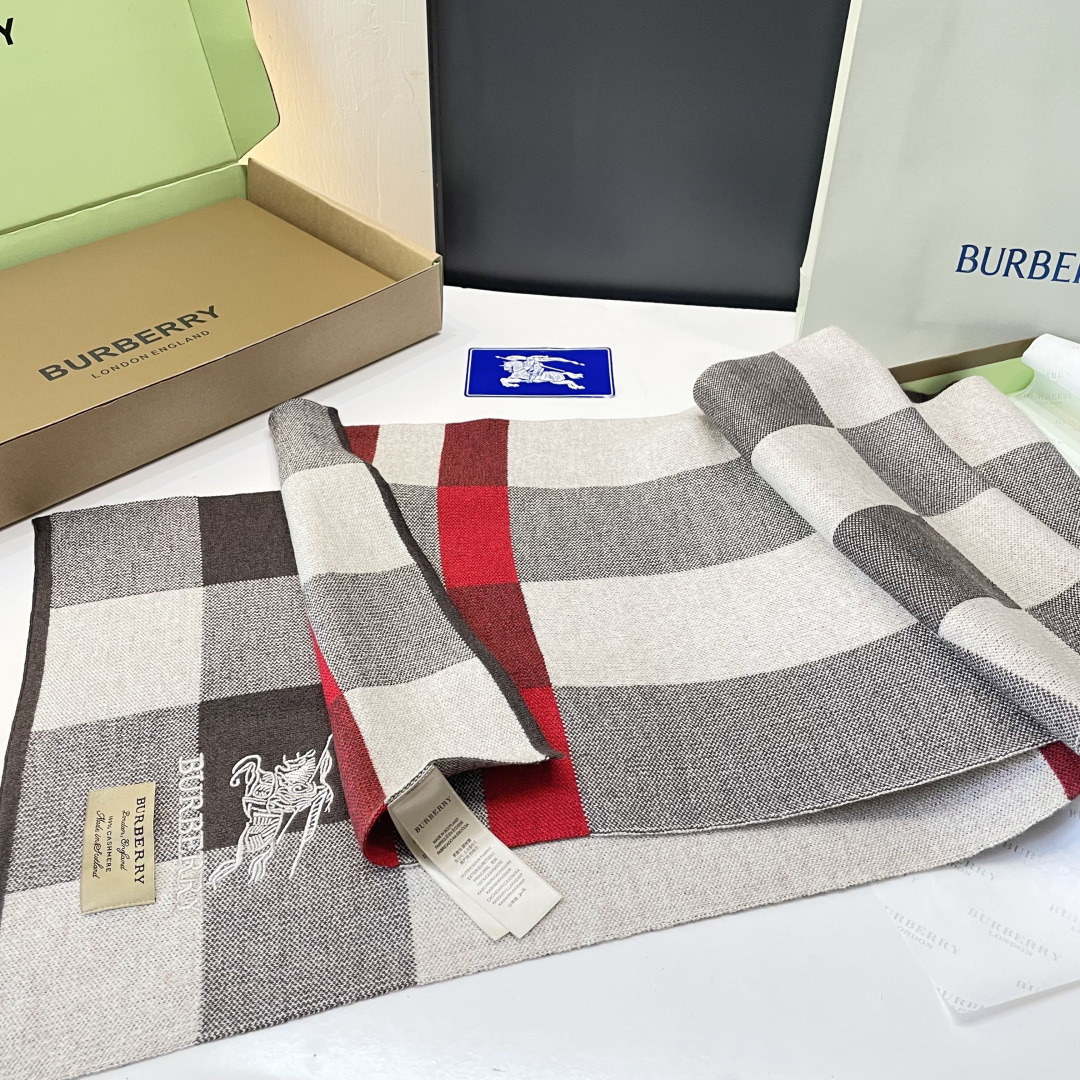 Burberry scarf