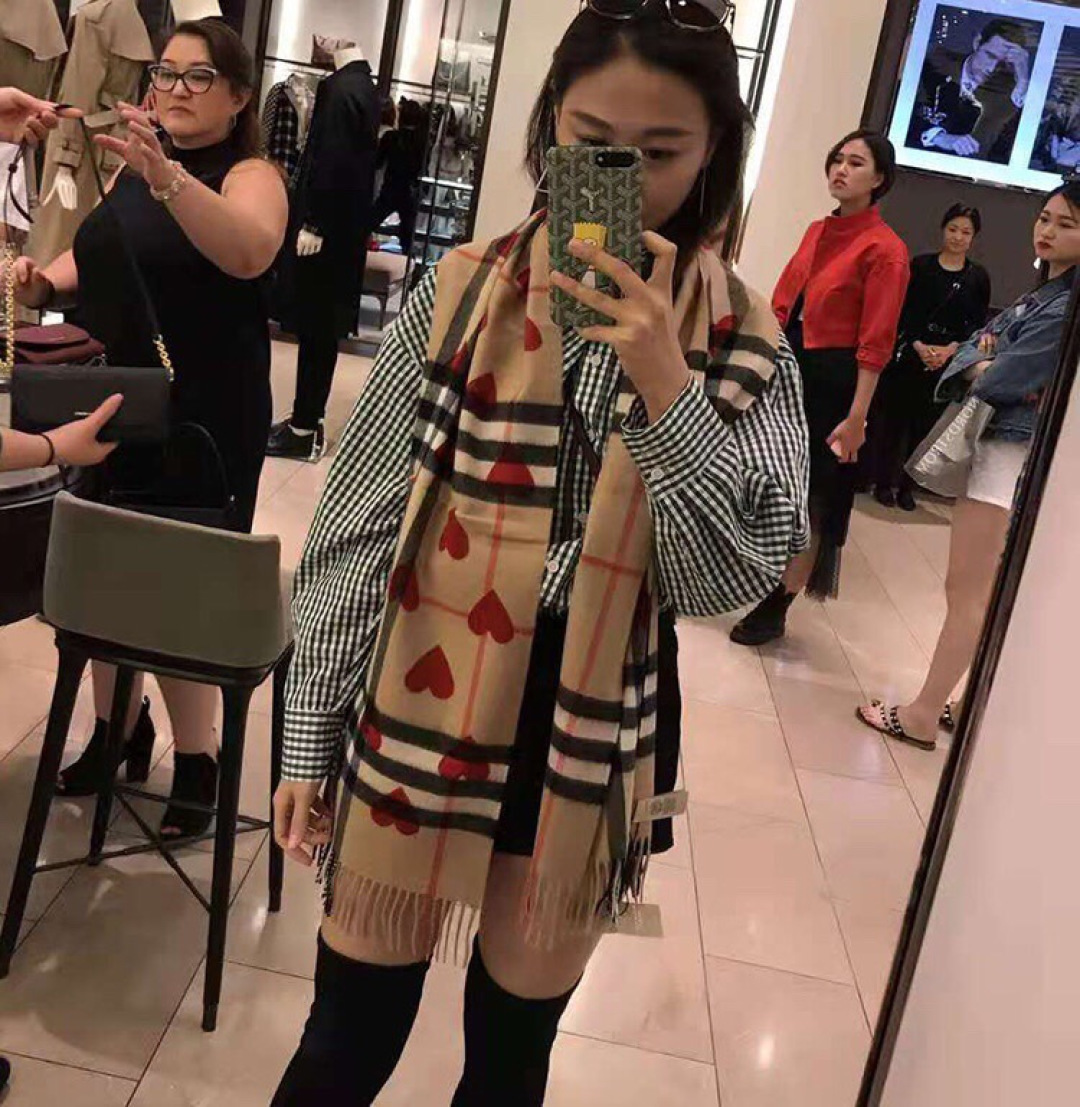 Burberry scarf
