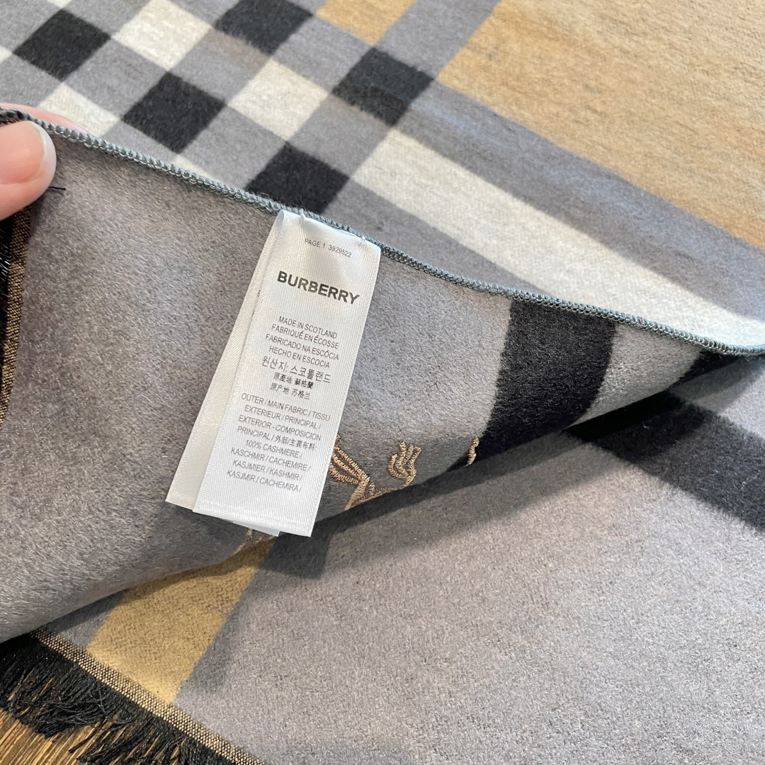 Burberry scarf