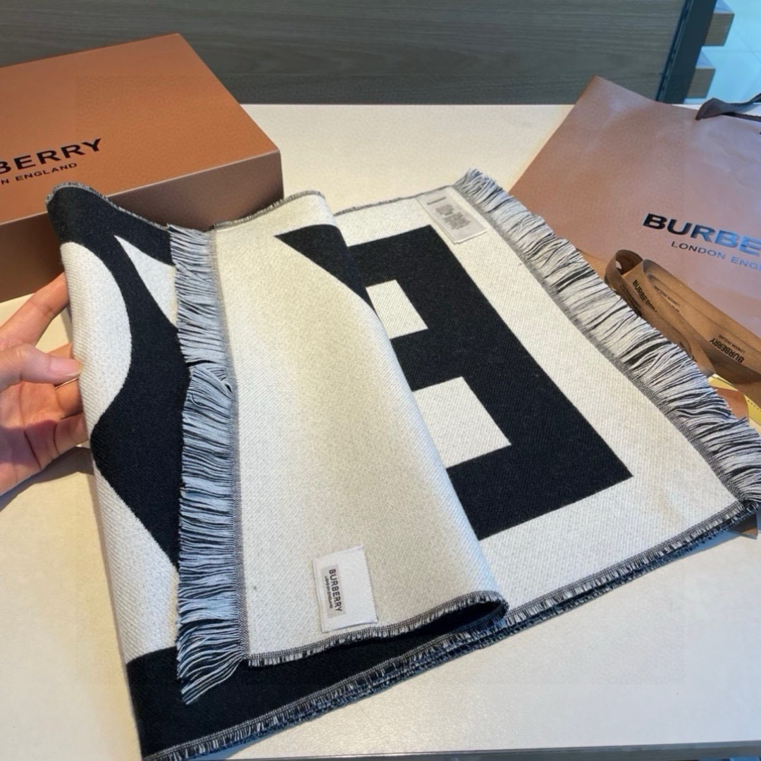 Burberry scarf