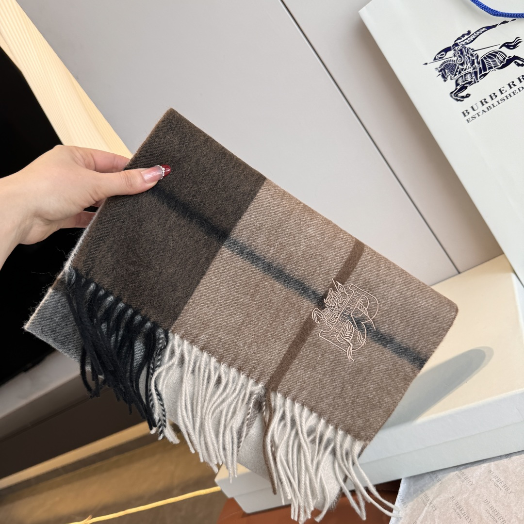 Burberry scarf