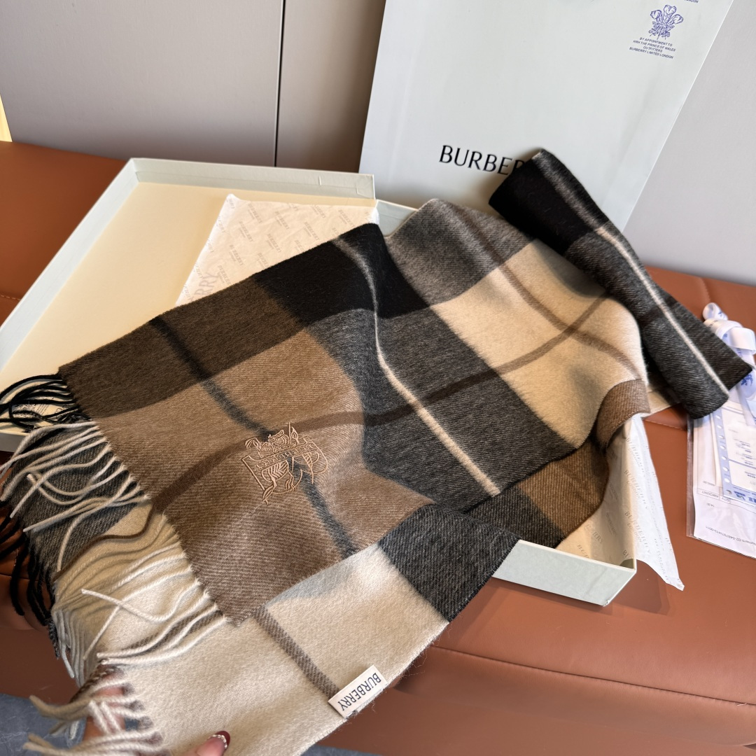 Burberry scarf