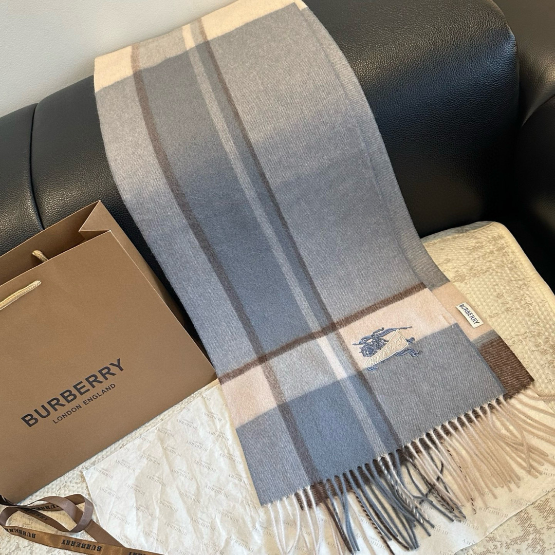 Burberry scarf