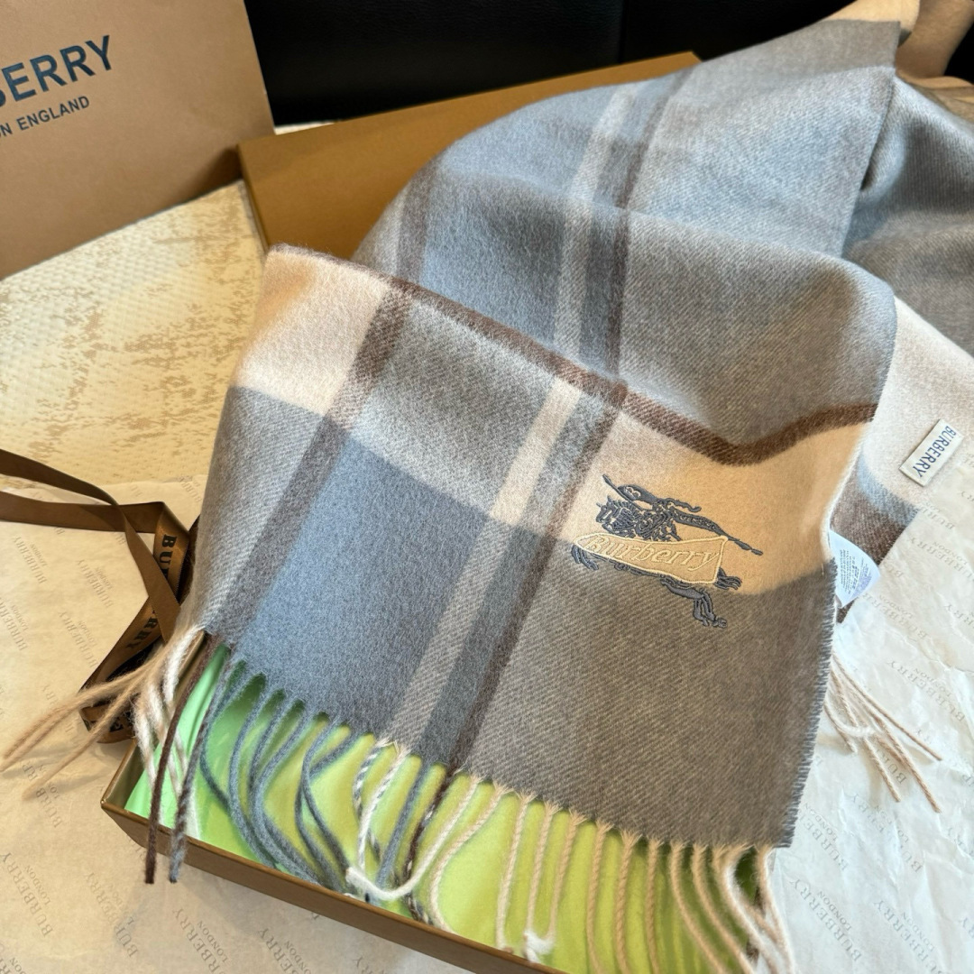 Burberry scarf