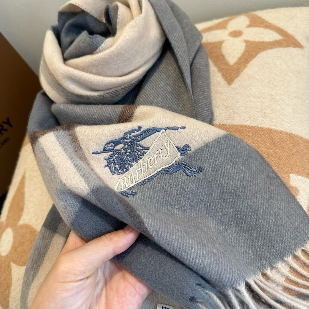 Burberry scarf