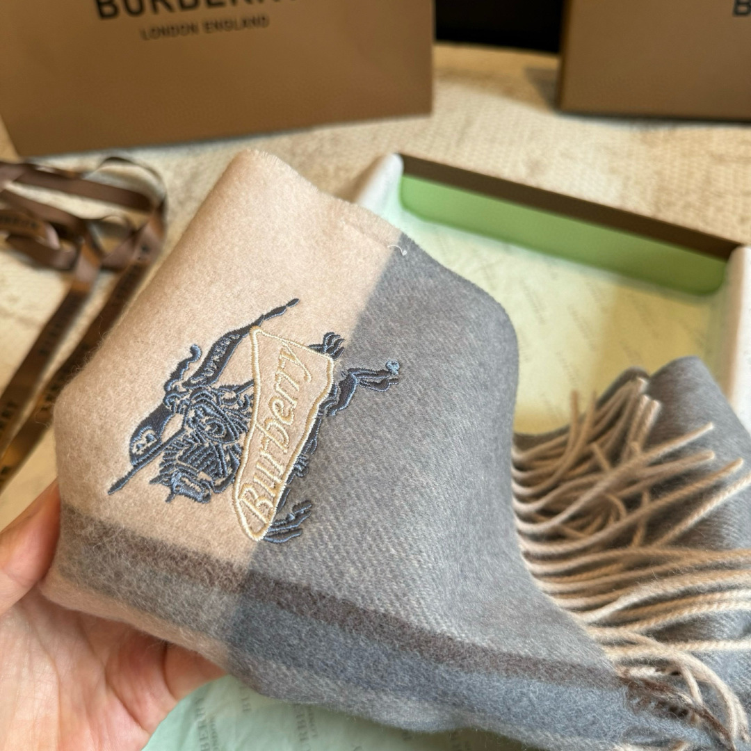 Burberry scarf