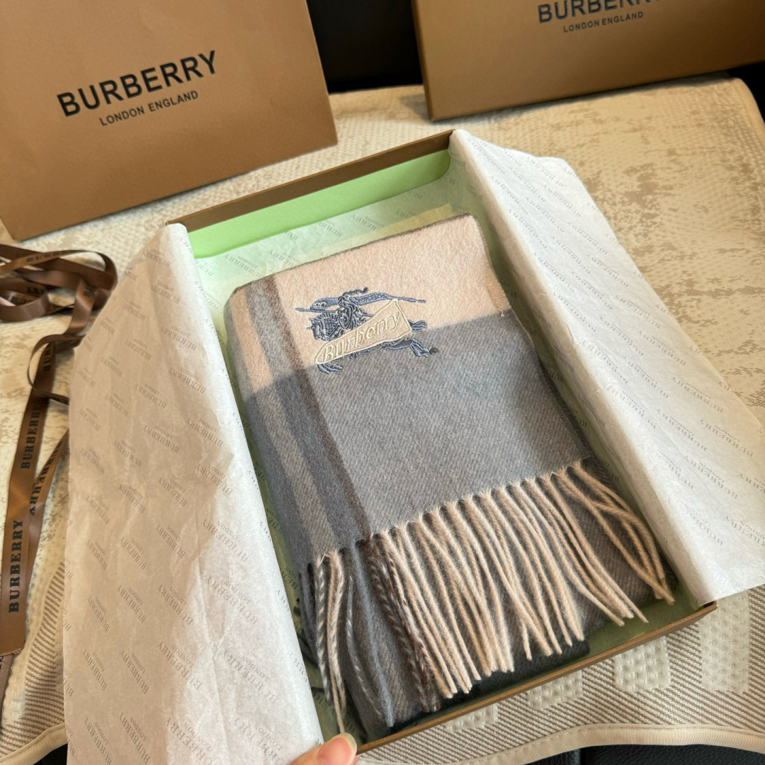 Burberry scarf