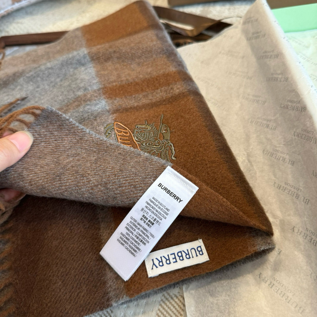Burberry scarf