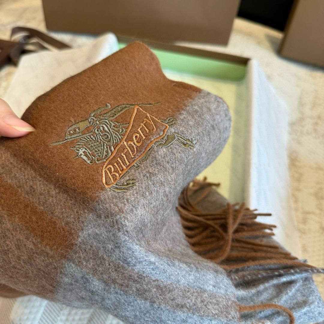 Burberry scarf