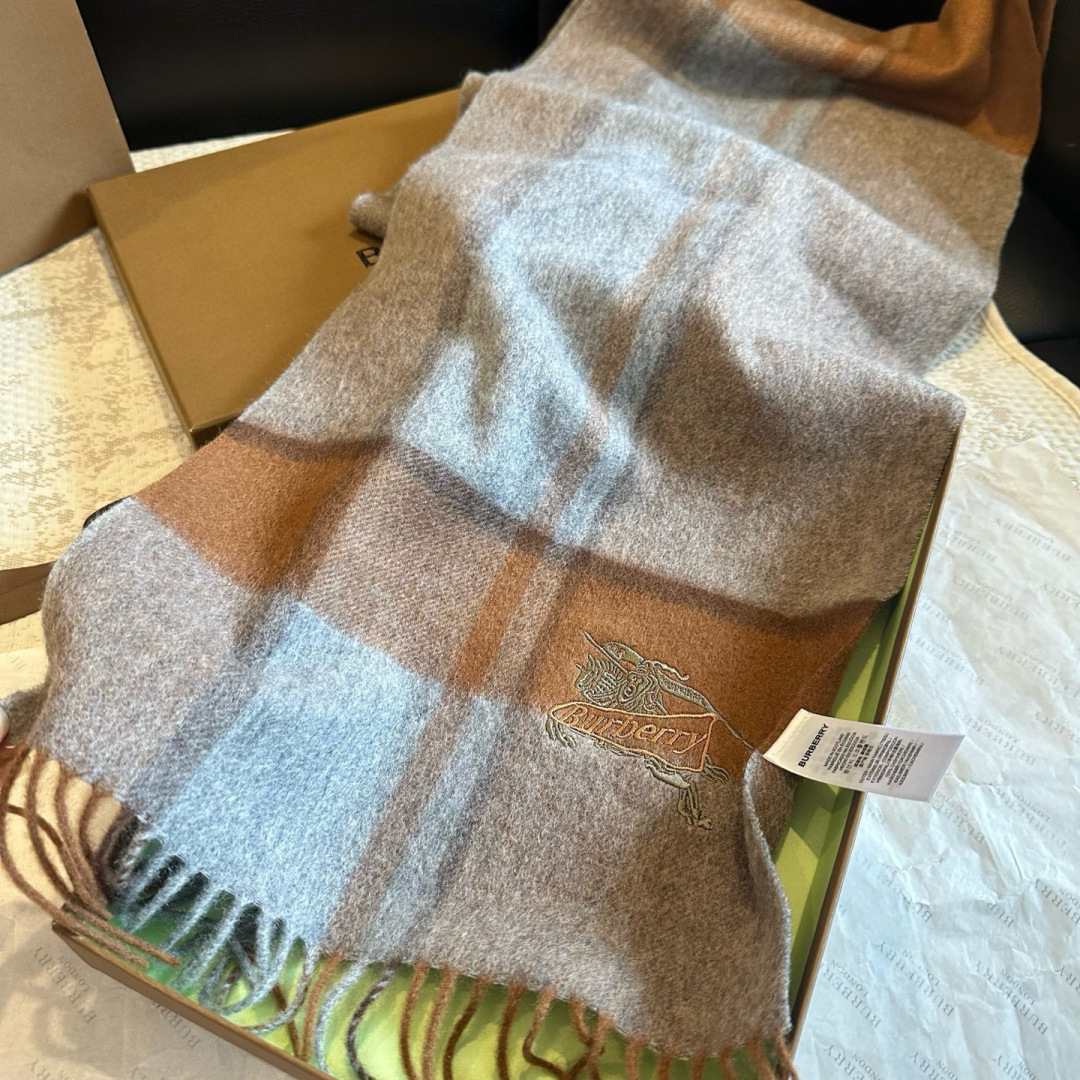 Burberry scarf