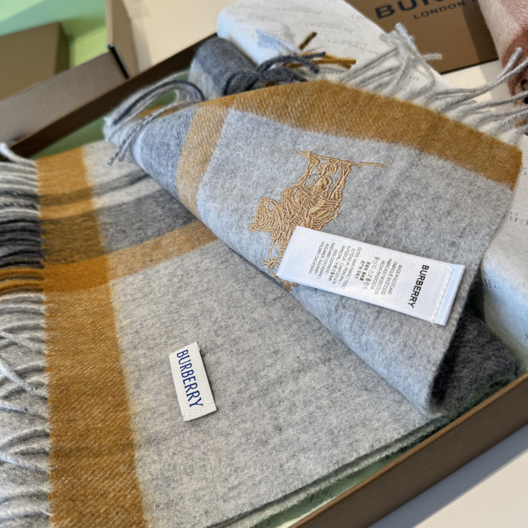 Burberry scarf