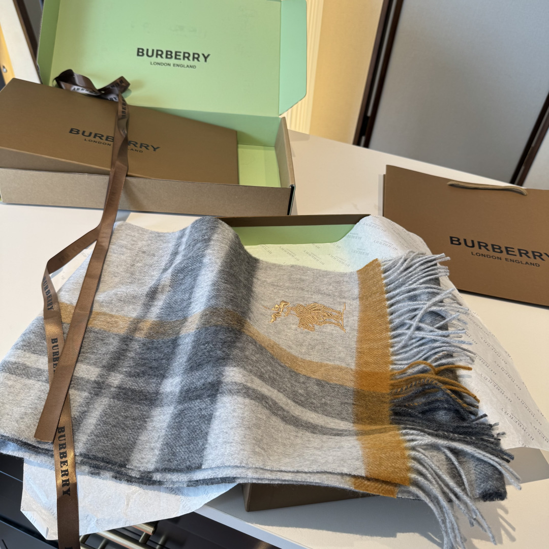Burberry scarf