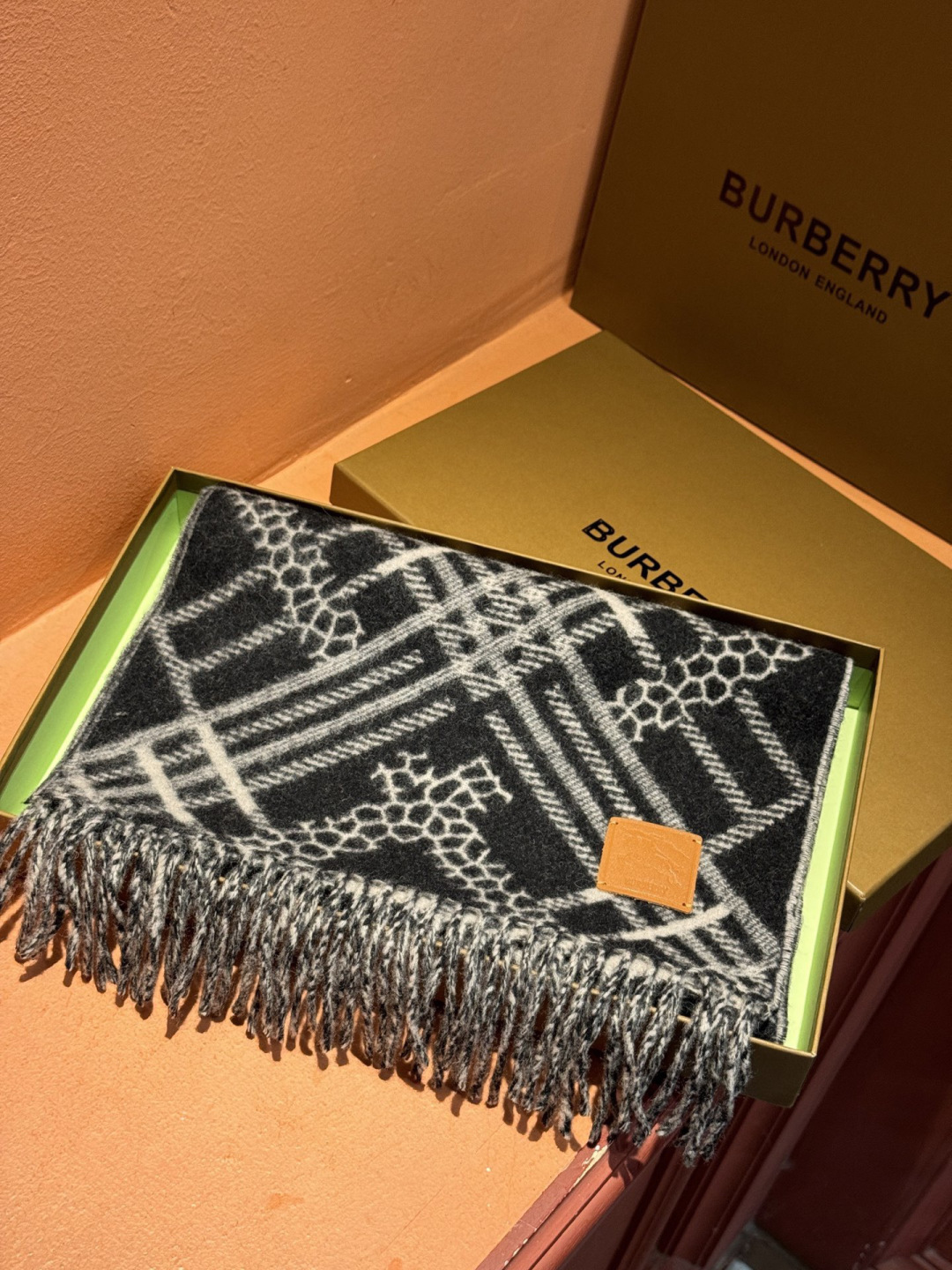 Burberry scarf