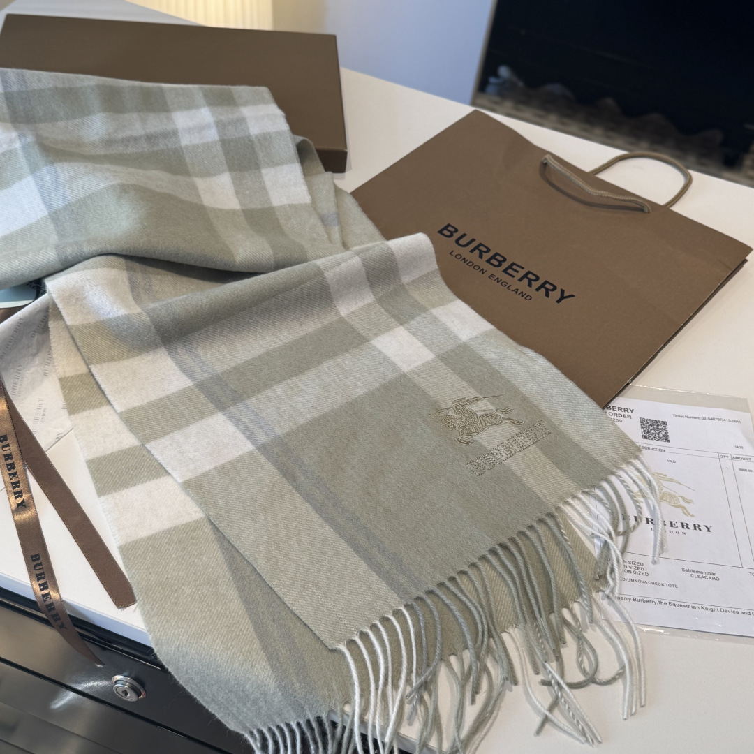 Burberry scarf