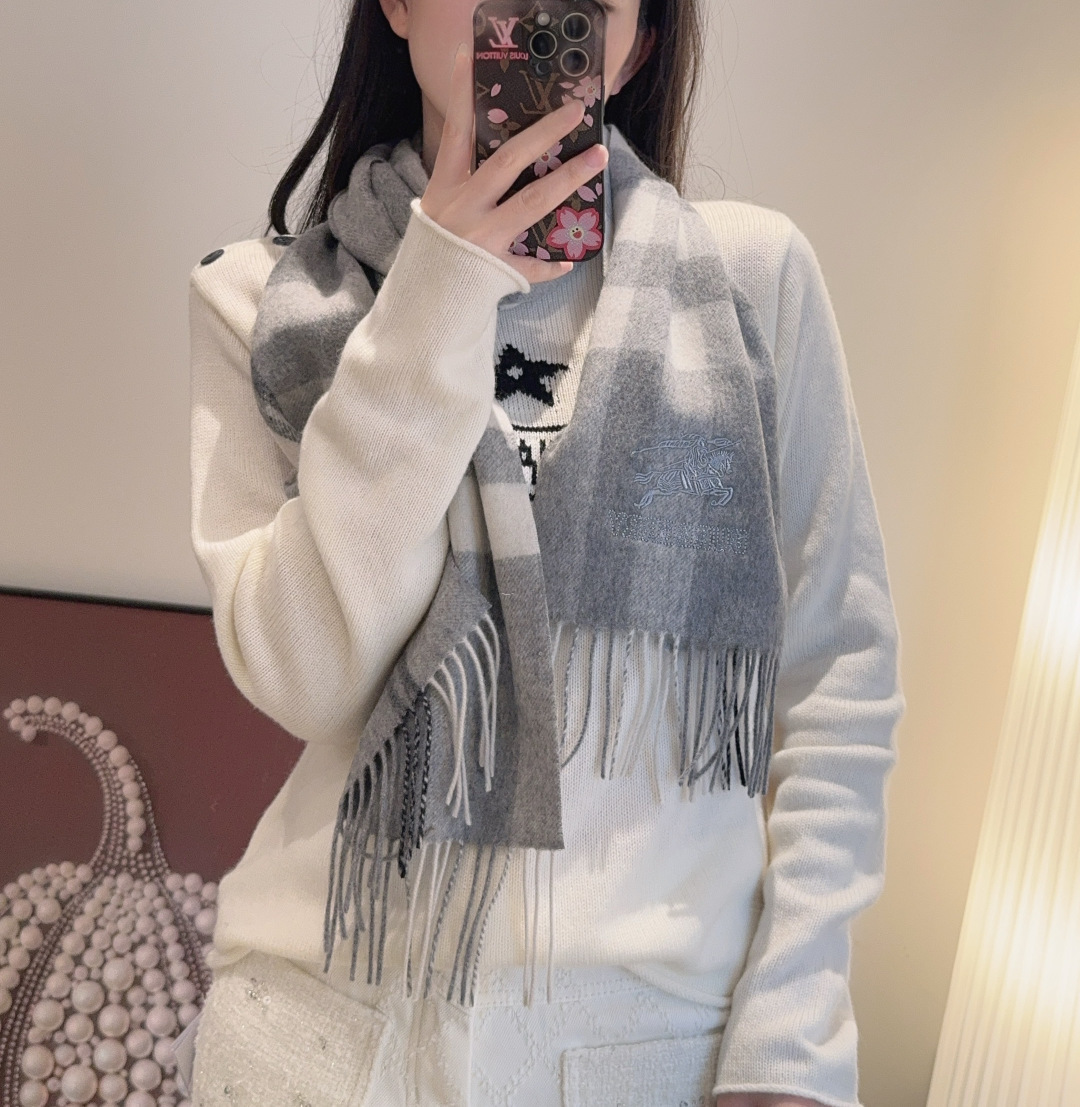 Burberry scarf