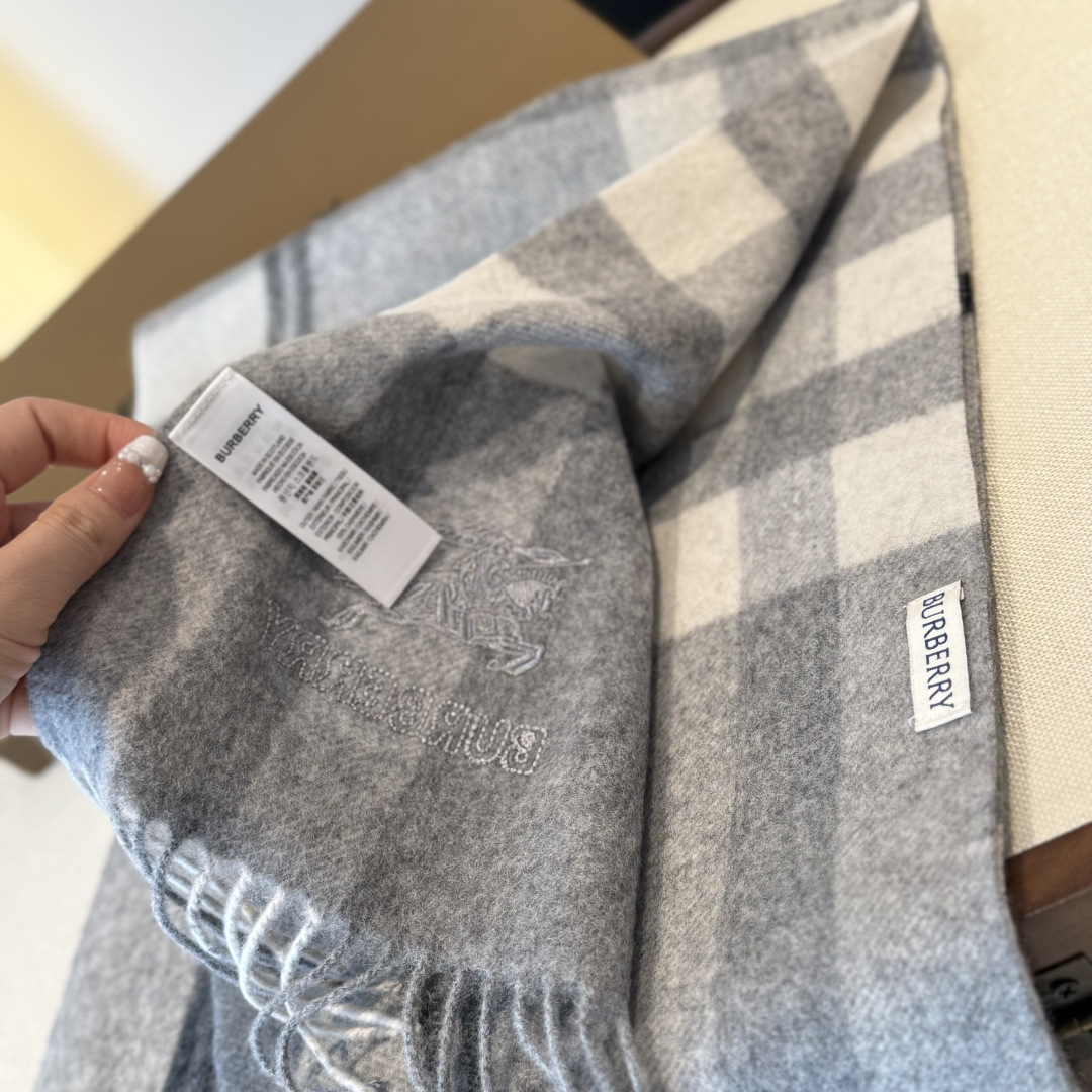 Burberry scarf
