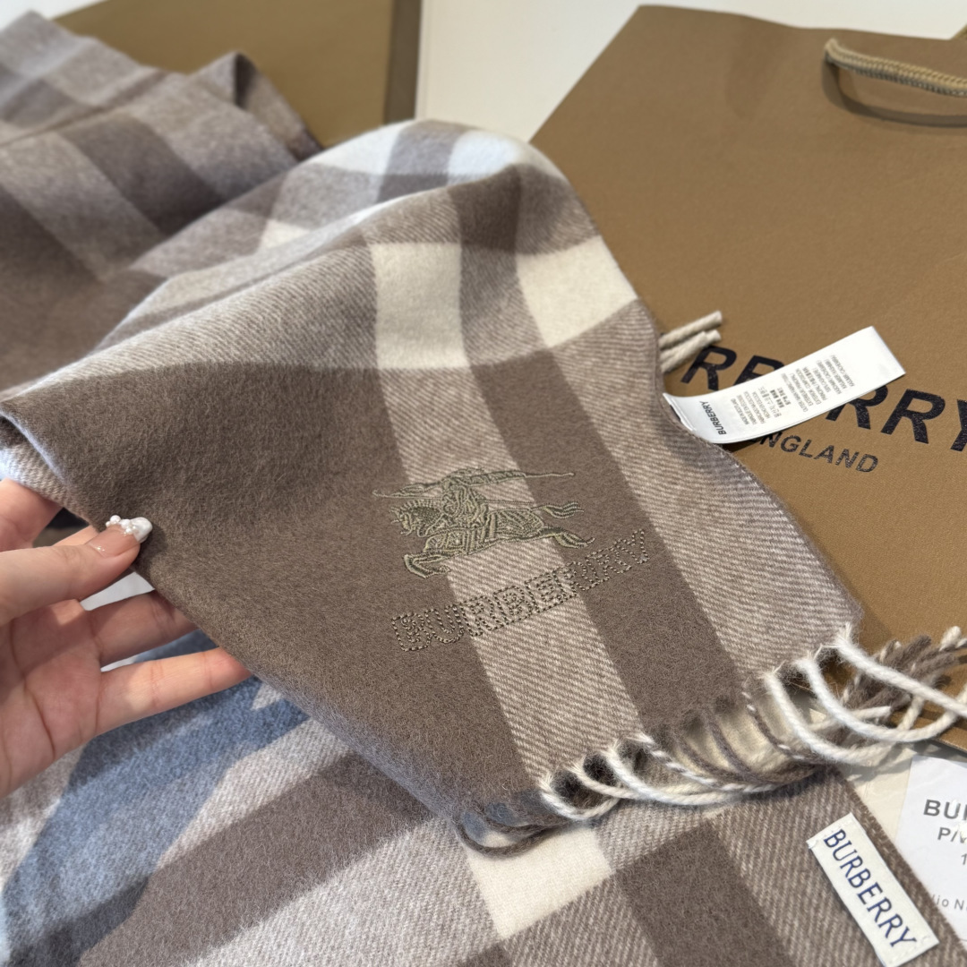 Burberry scarf