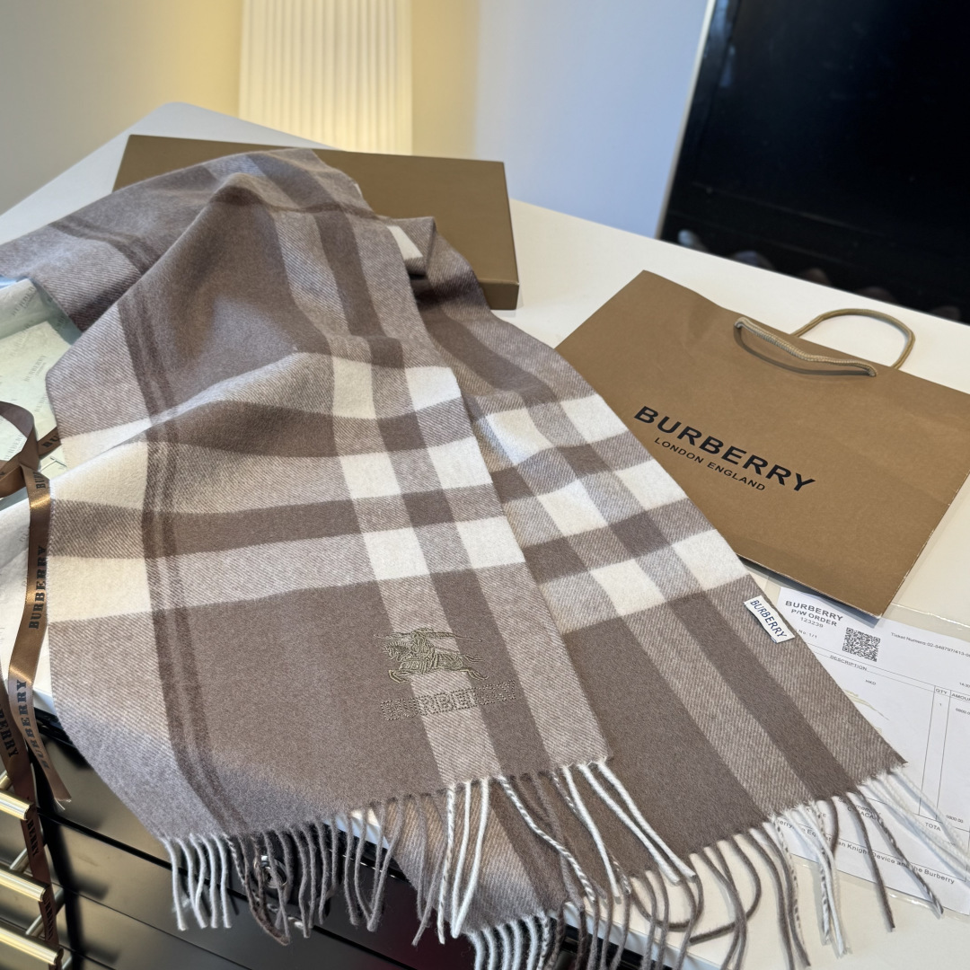 Burberry scarf