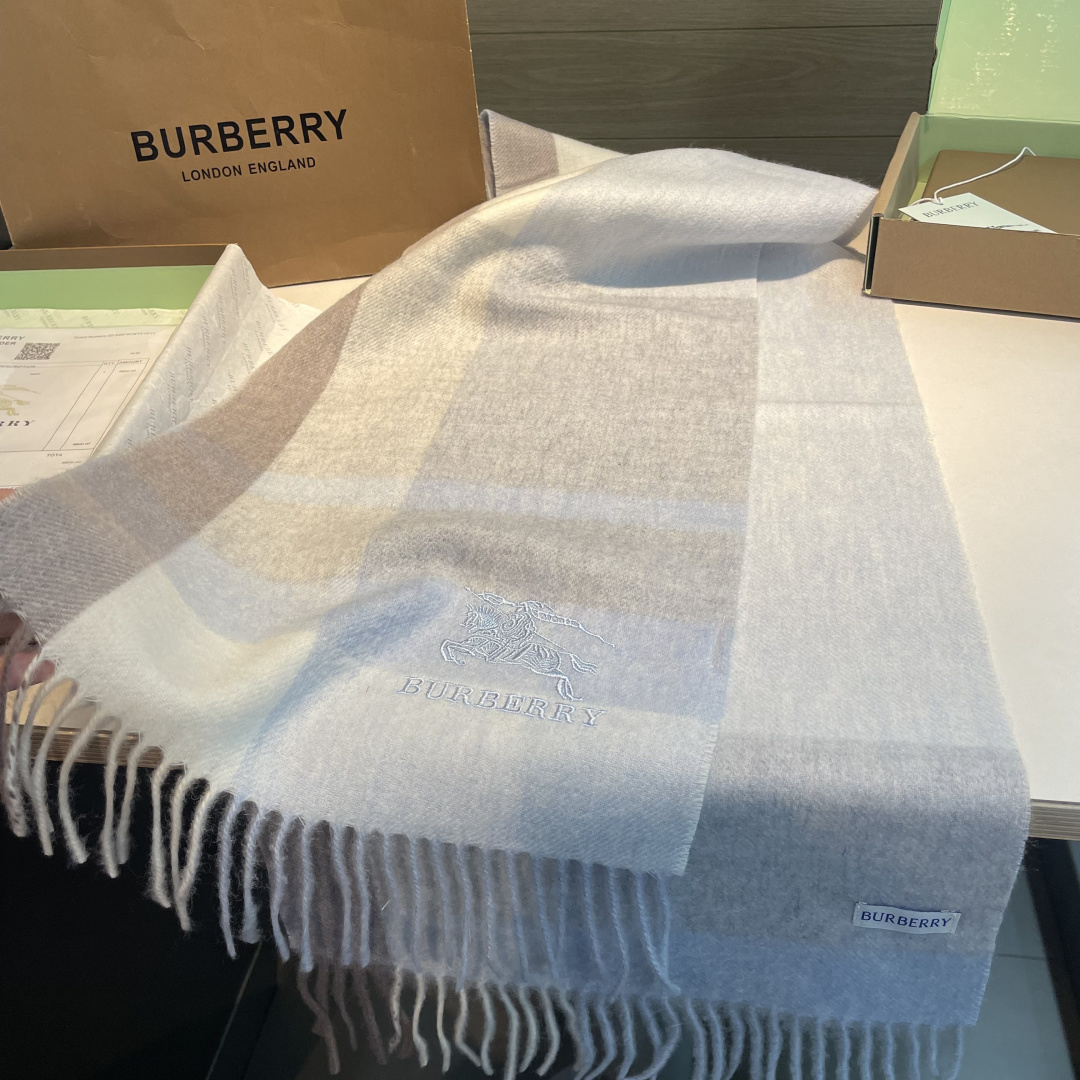 Burberry scarf