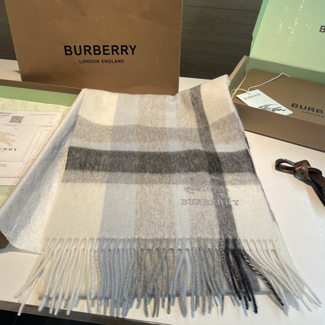 Burberry scarf