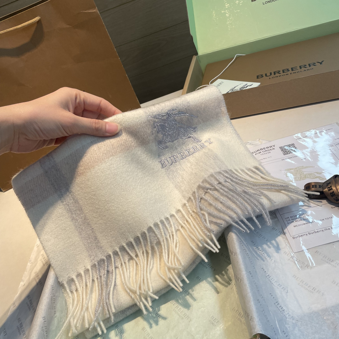 Burberry scarf