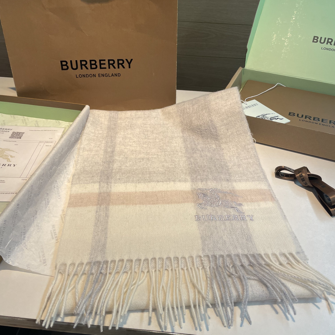 Burberry scarf