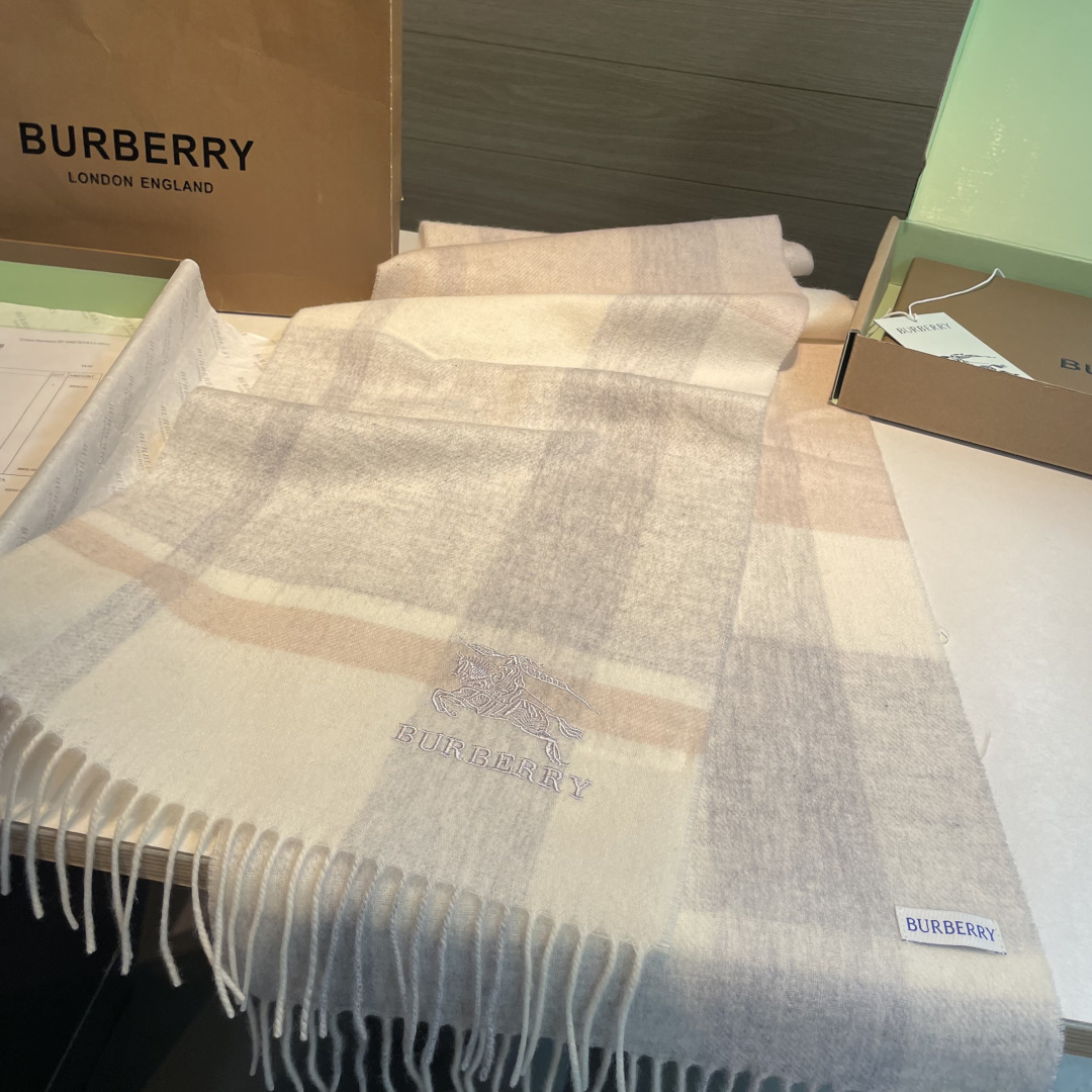 Burberry scarf
