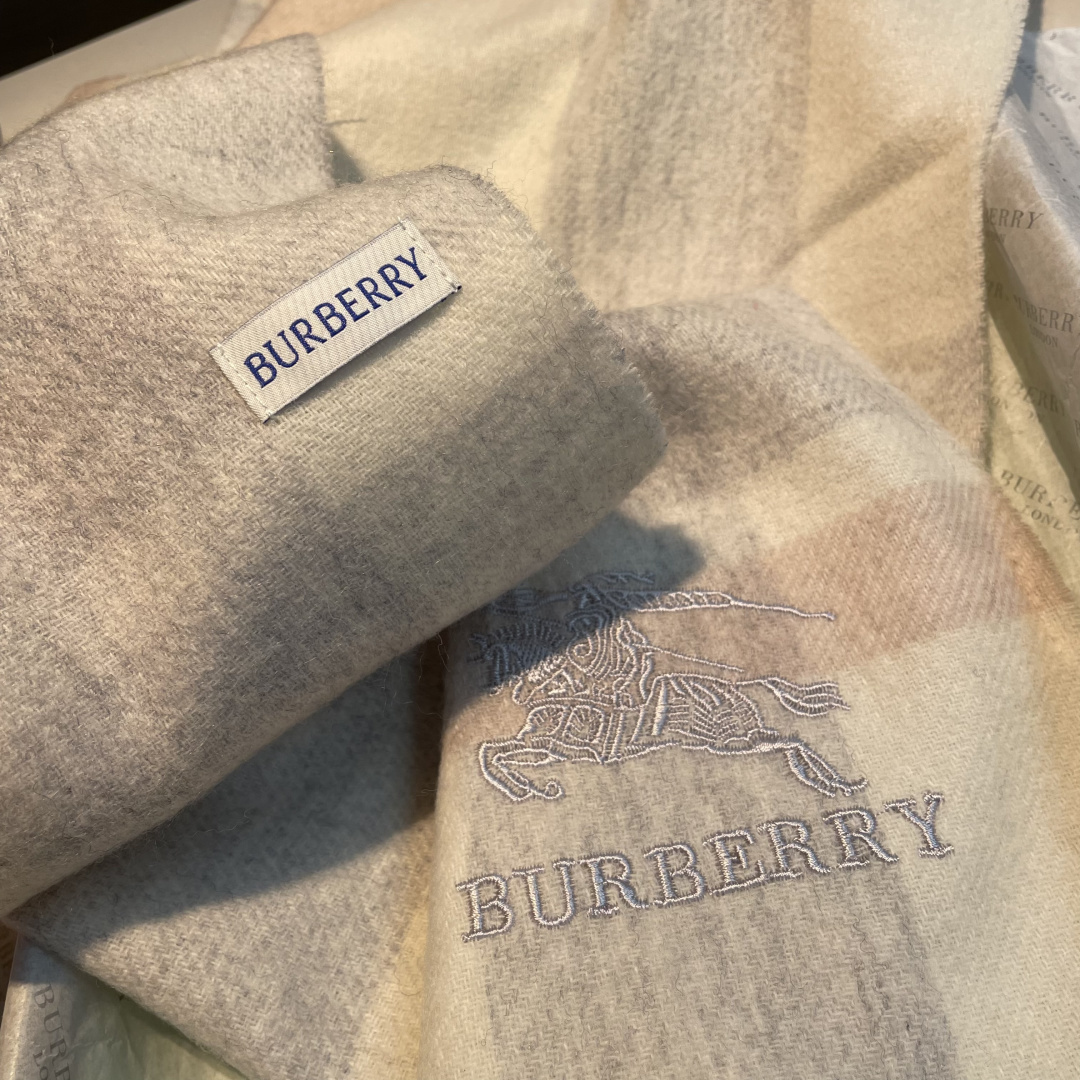 Burberry scarf