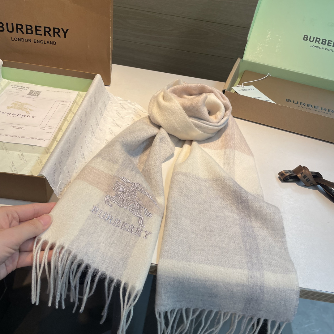 Burberry scarf