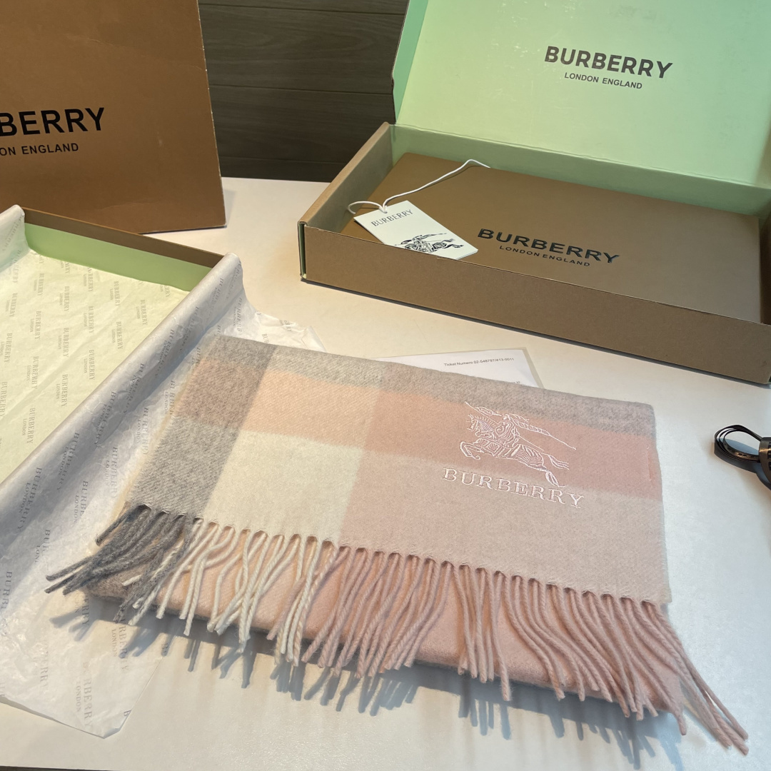 Burberry scarf
