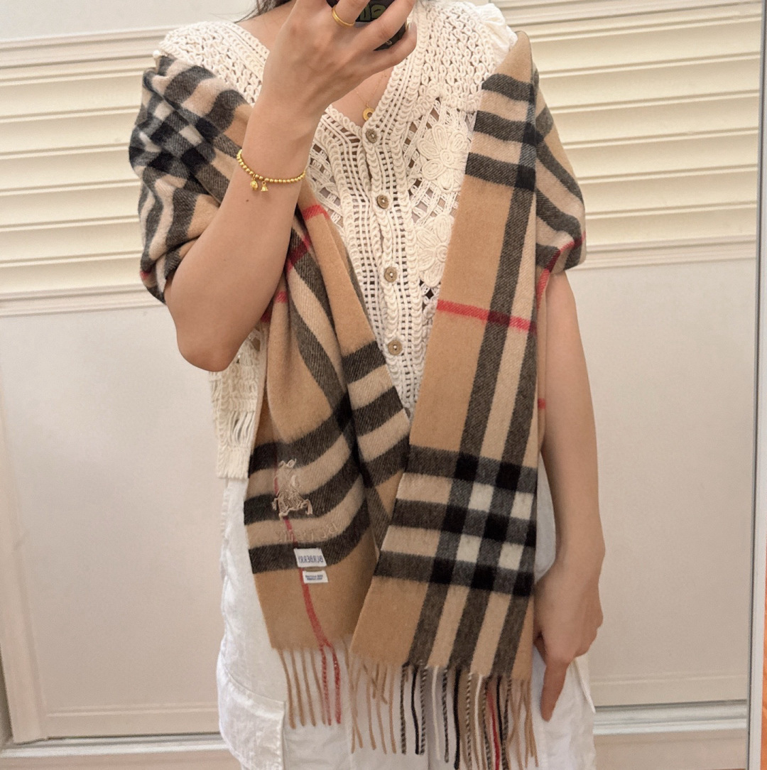 Burberry scarf