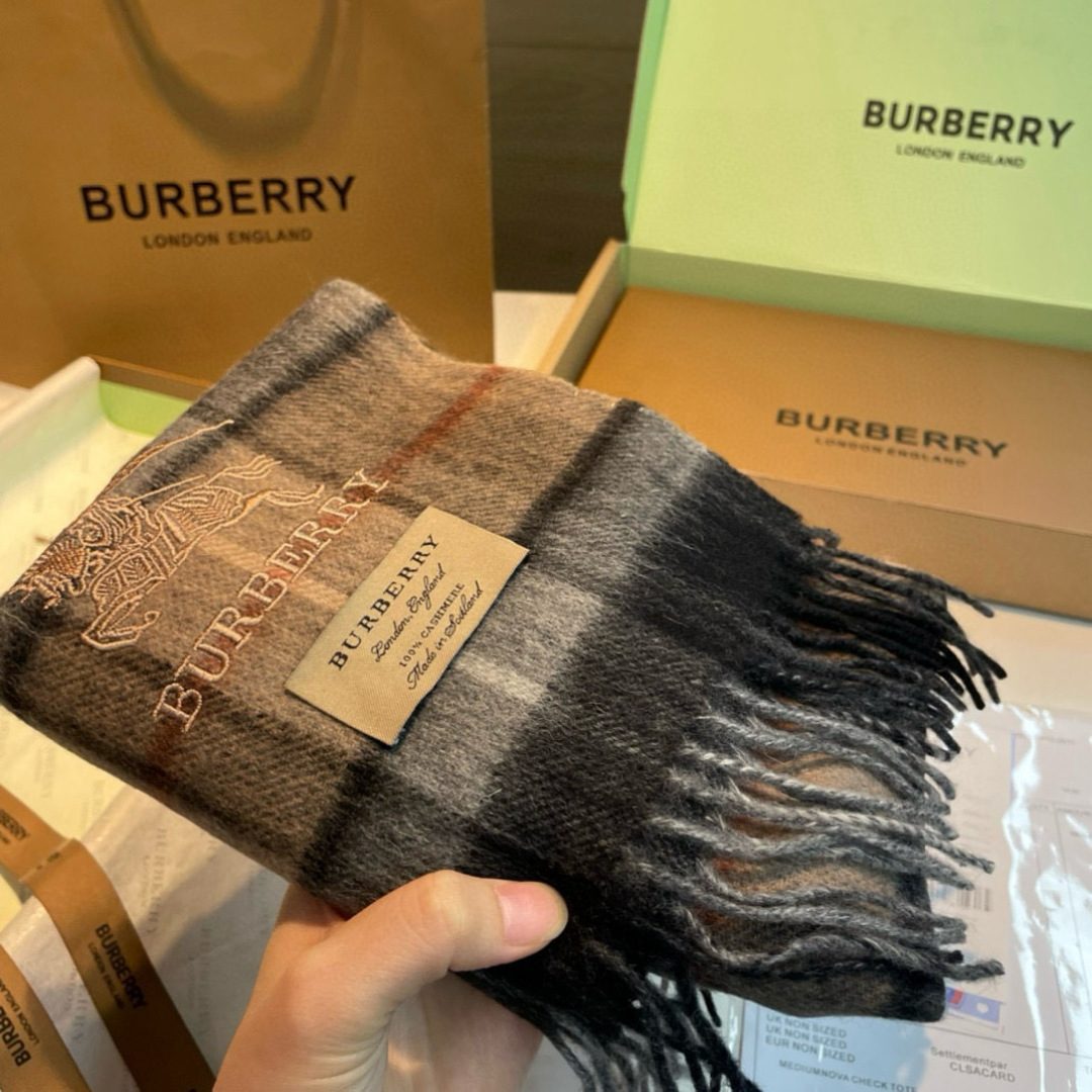 Burberry scarf
