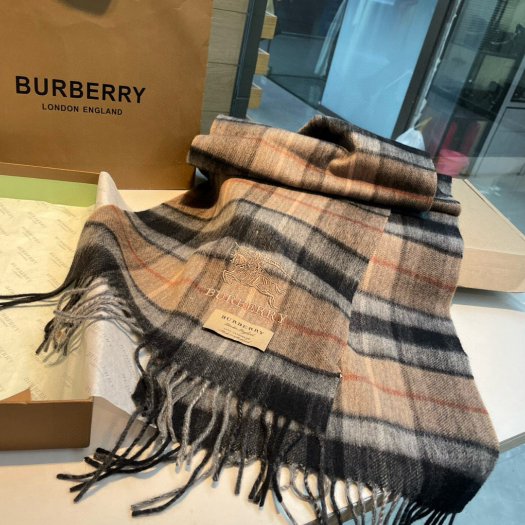 Burberry scarf