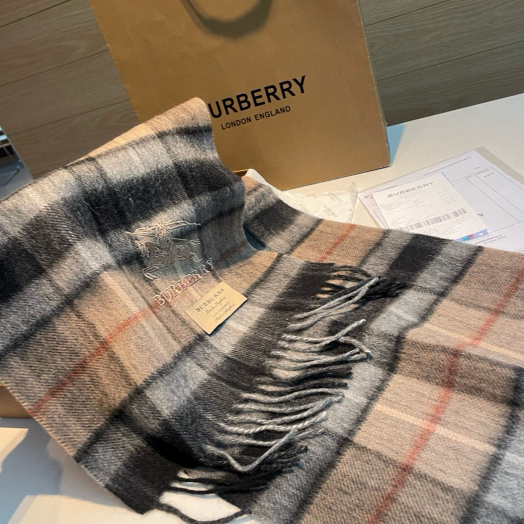 Burberry scarf