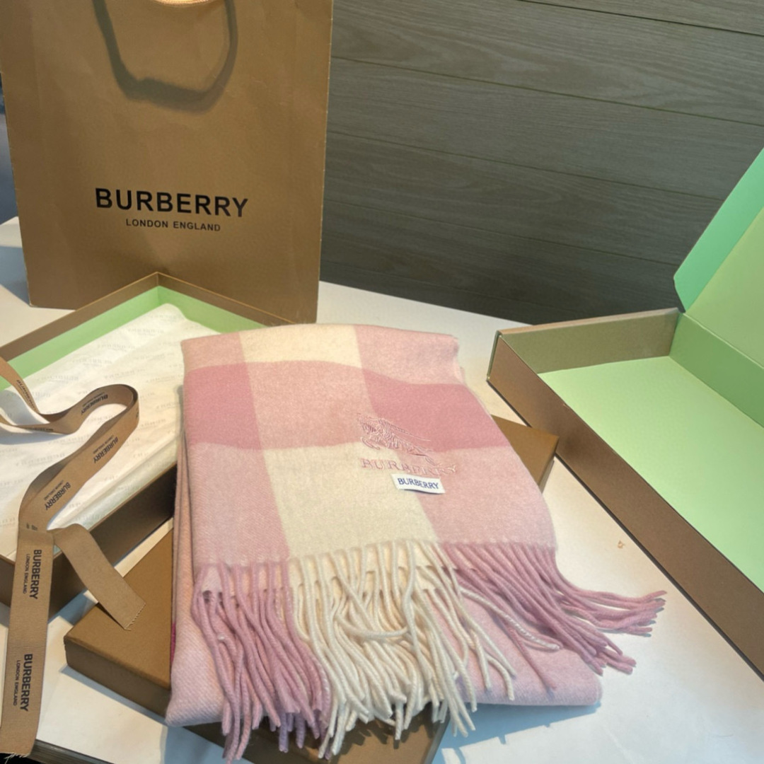 Burberry scarf