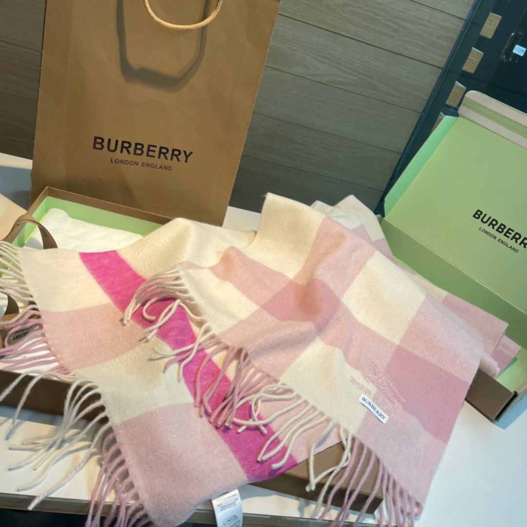 Burberry scarf