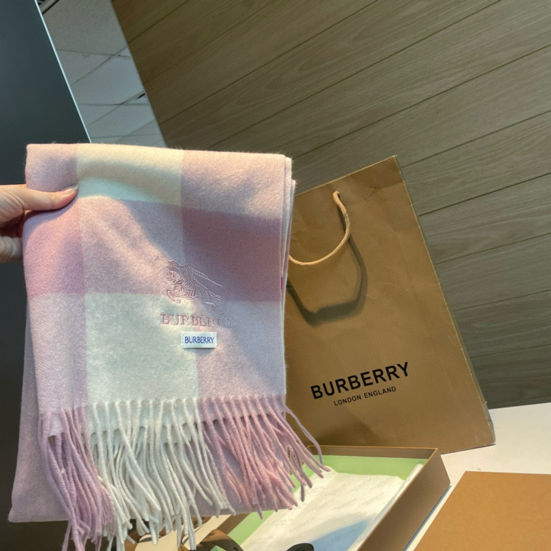 Burberry scarf