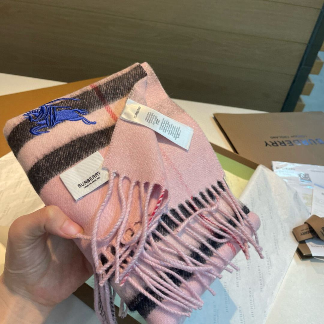 Burberry scarf