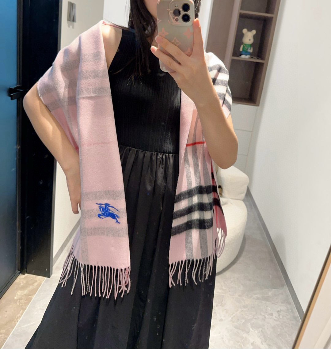 Burberry scarf