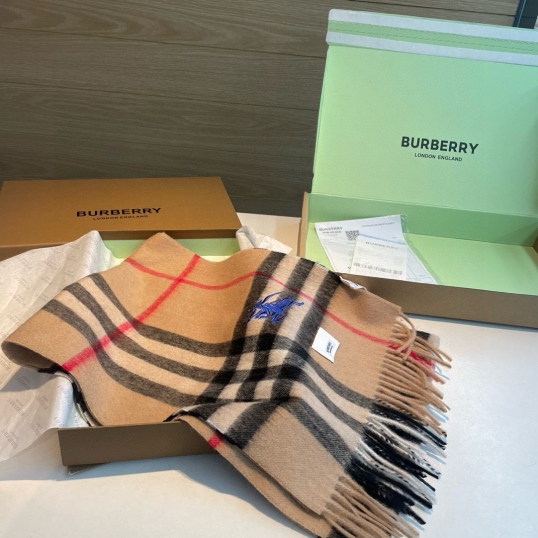 Burberry scarf