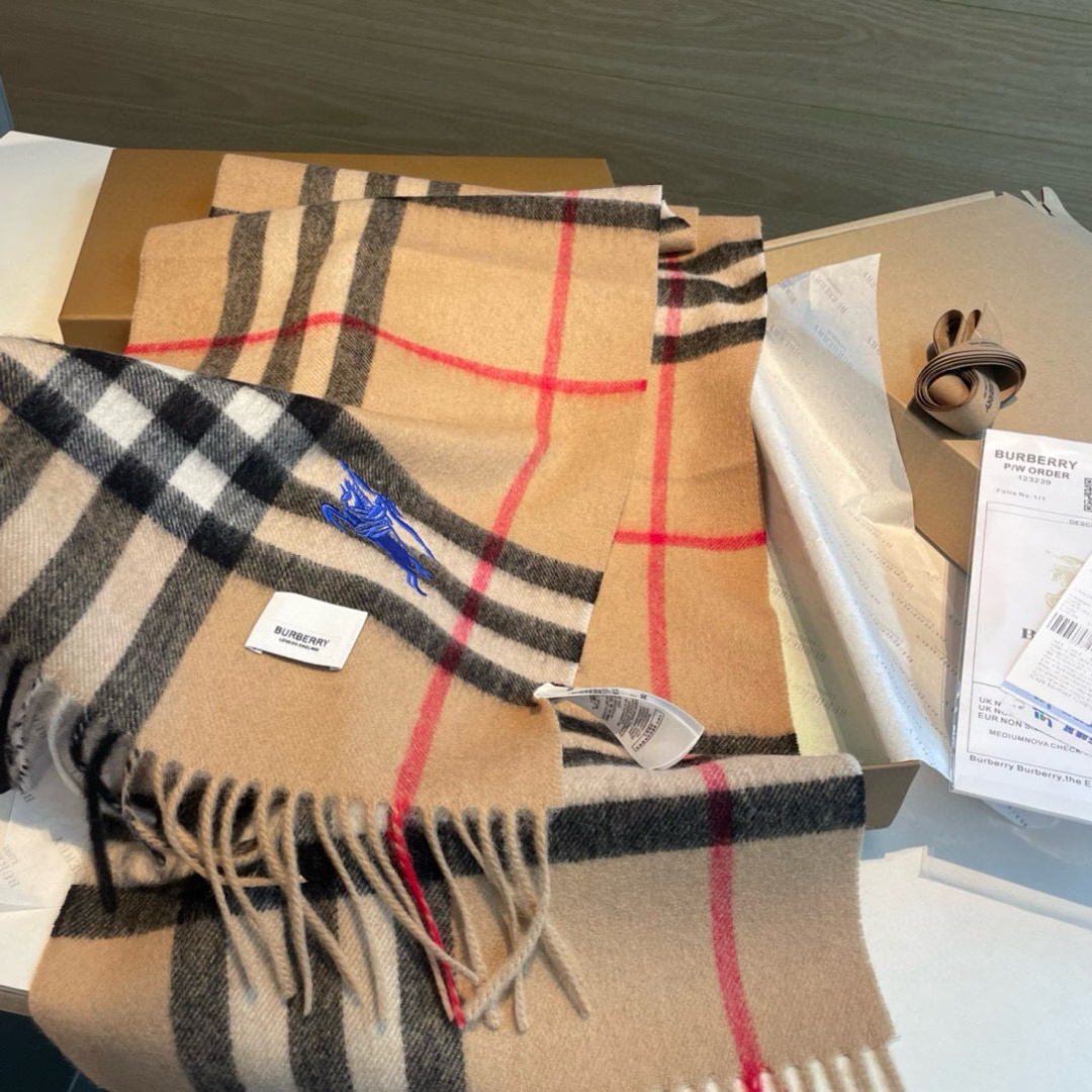 Burberry scarf