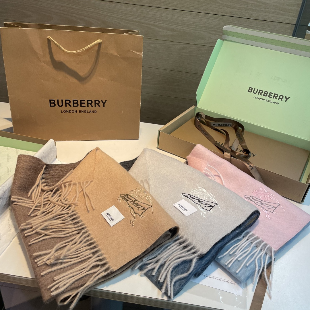 Burberry scarf